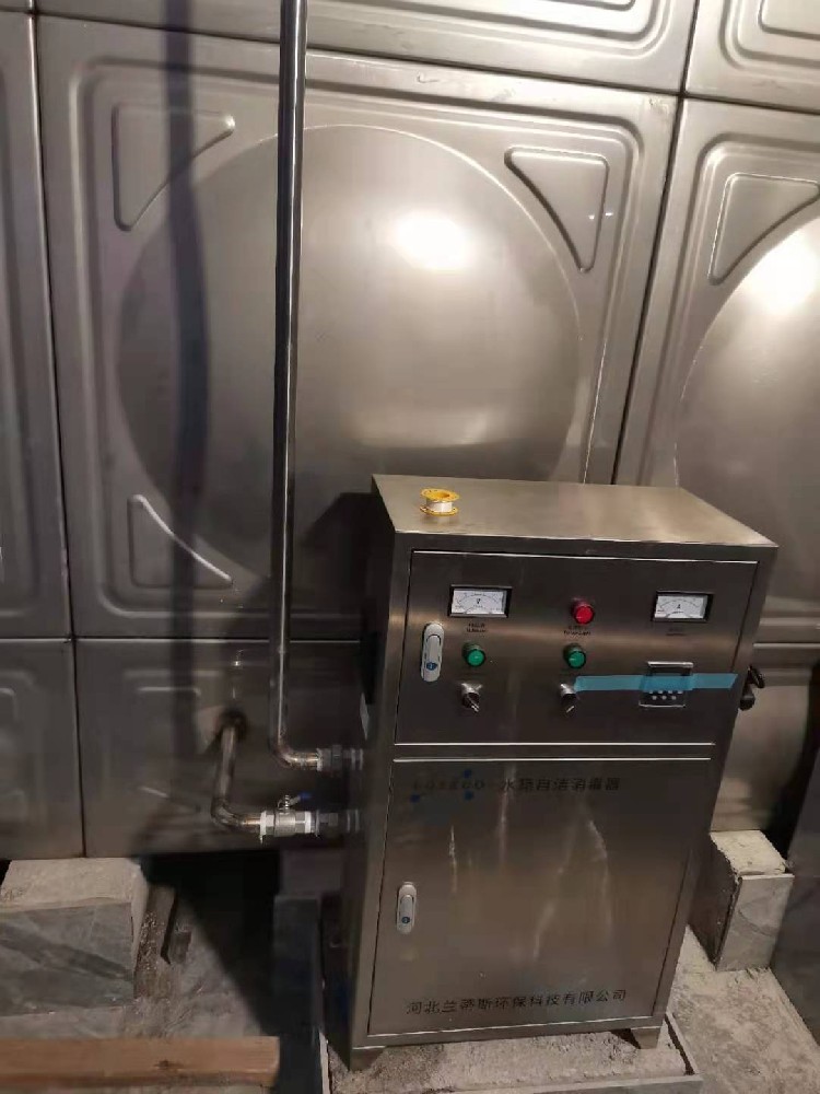 外置式水箱自洁消毒器